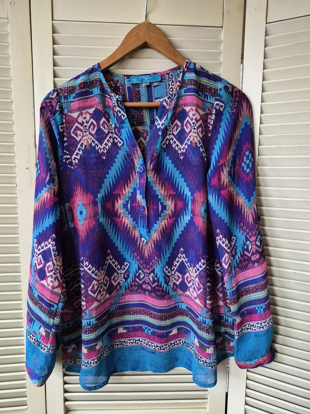 Buttons Brand Colorful Sheer Blouse Size Small